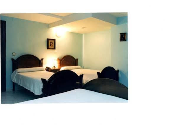 Hostal Algodon Palencia Extérieur photo